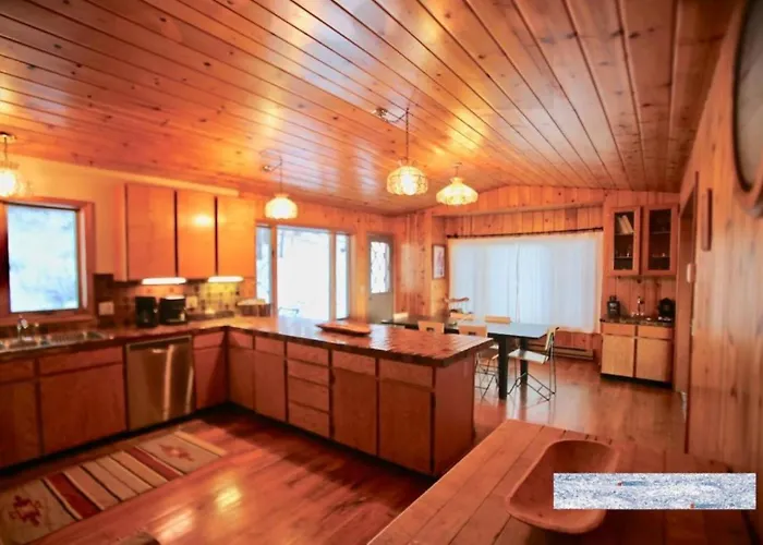 Secluded Nestled In Woods Of Snow King Mountain Near Hole * Jackson