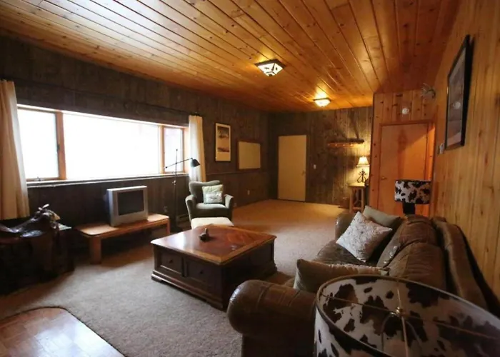 Secluded Nestled In Woods Of Snow King Mountain Near Hole Holiday home Jackson