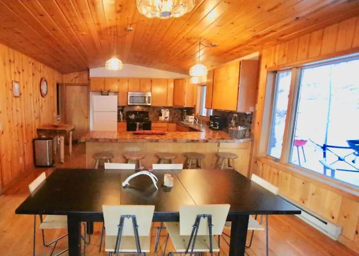 Secluded Nestled In Woods Of Snow King Mountain Near Hole Holiday home